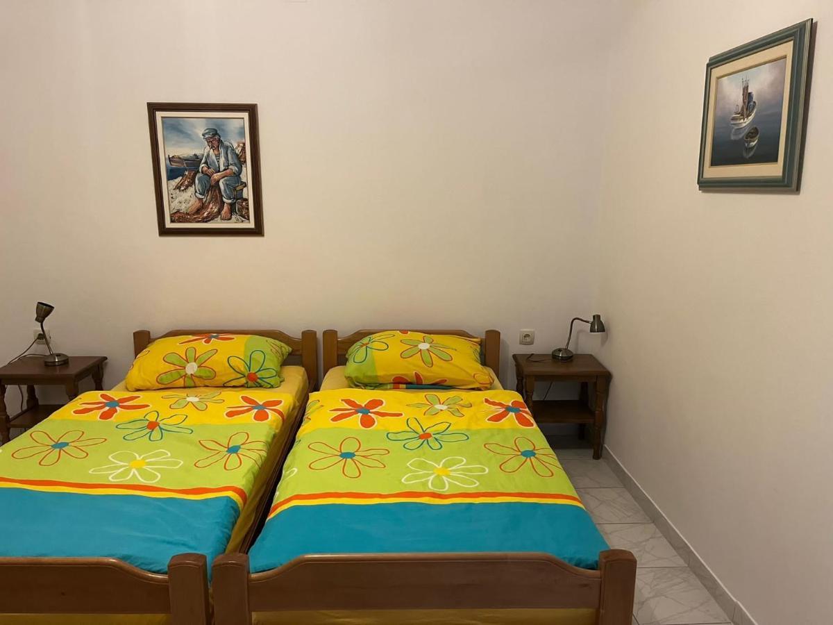 Apartments Lili Senj  Exterior foto